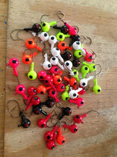 25 Pack 3/8oz Round Head Floating Jigs 2/0 Hooks