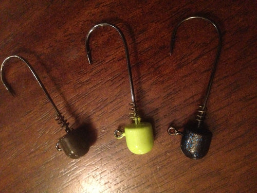 25 Pack Painted Worm Nose Jigs w/ Screw Loc Crappie, Bass